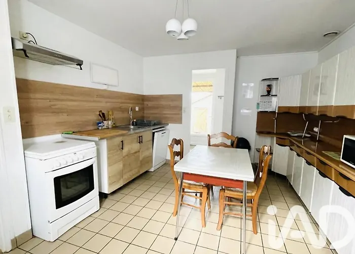 Maison Pour 6 Ou 8 Personnes * Vihiers